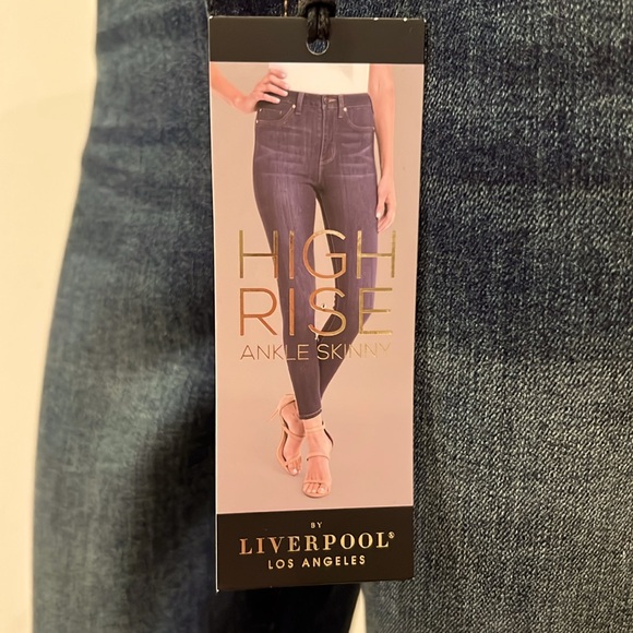 Liverpool Abby Hi-Rise Ankle Jeans - Picture 8 of 13